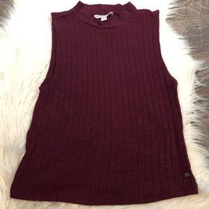 American Eagle Ribbed Maroon Sleeveless Turtleneck